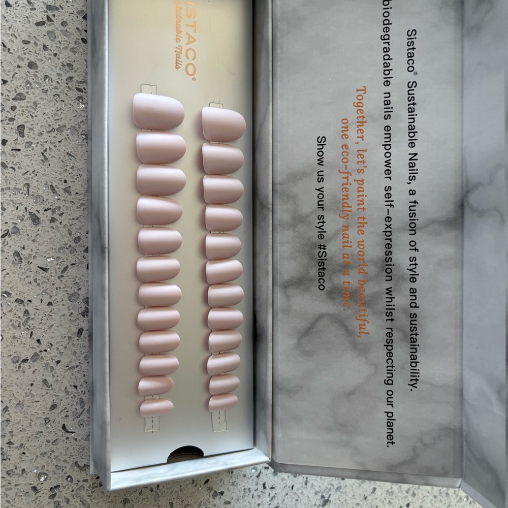 Pink Biodegradable Nail Set sistaco